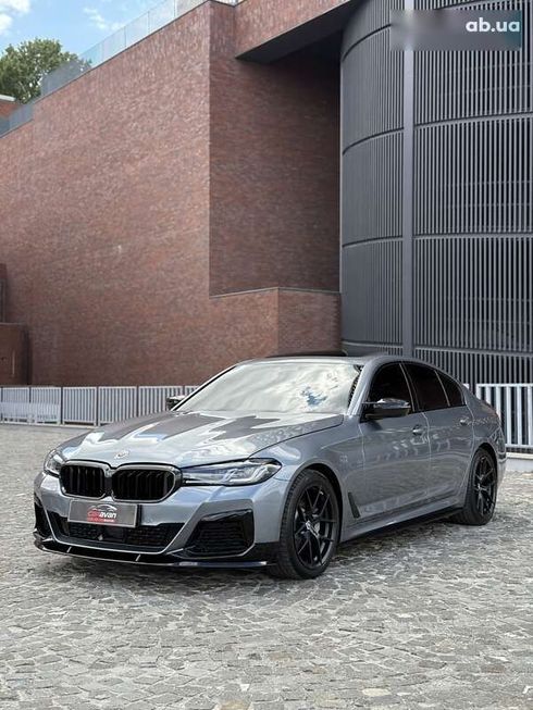 BMW 5 серия 2018 - фото 27