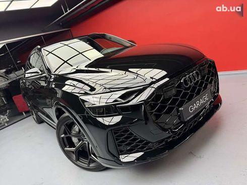 Audi RS Q8 2024 - фото 16