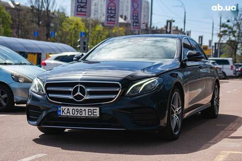 Mercedes-Benz E-Класс 2018 - фото 4
