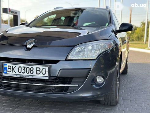 Renault Megane 2011 - фото 3