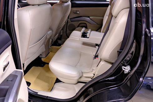 Mitsubishi Outlander 2011 черный - фото 8