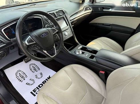 Ford Fusion 2017 - фото 9