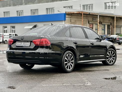 Volkswagen Passat 2012 черный - фото 4