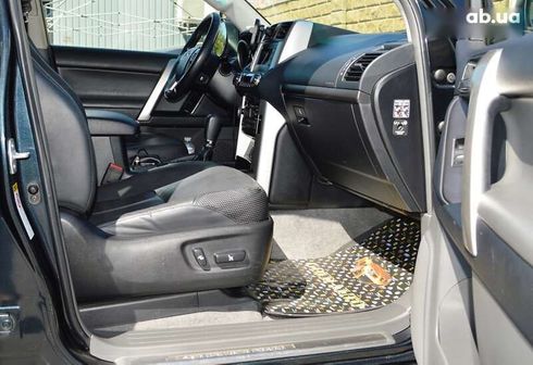 Toyota Land Cruiser Prado 2012 - фото 28