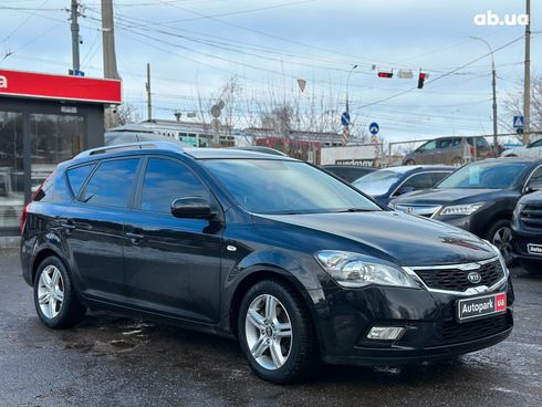 Kia Cee'd 2010 черный - фото 3