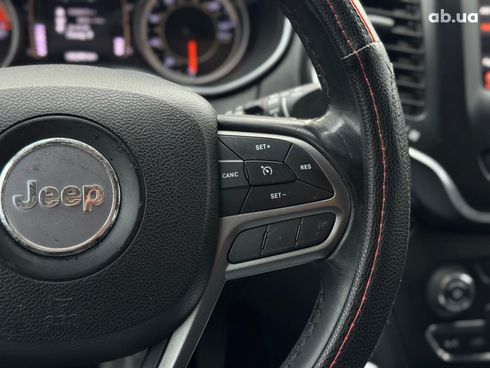 Jeep Cherokee 2018 белый - фото 31