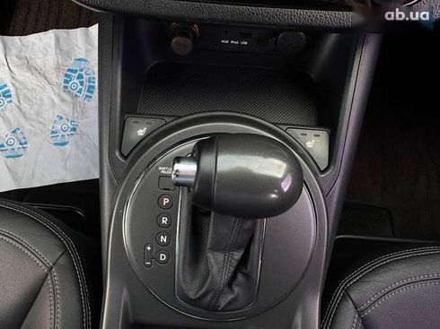 Kia Sportage 2012 - фото 16