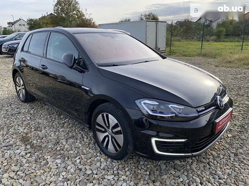 Volkswagen e-Golf 2019 - фото 14