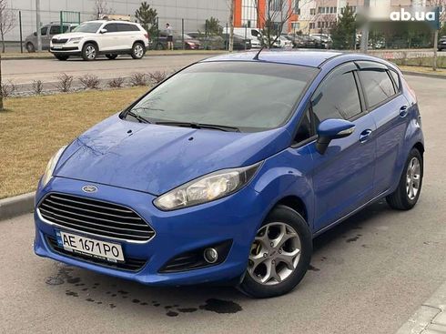 Ford Fiesta 2012 - фото 3