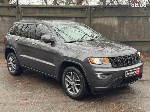 Jeep Grand Cherokee 2018 серый - фото 5