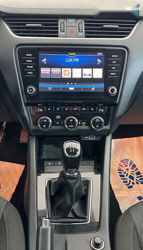 Skoda Octavia 2018 - фото 14