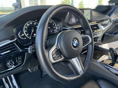 BMW 5 серия 2017 - фото 26