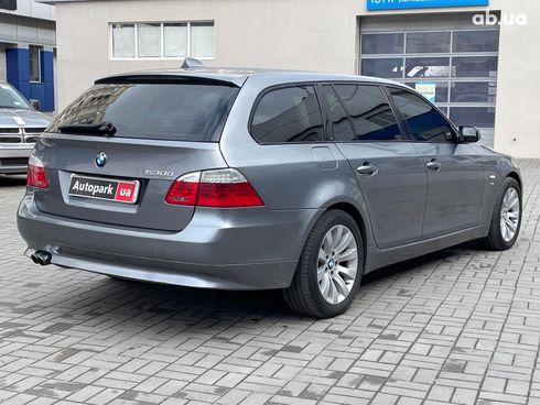 BMW 5 серия 2009 серый - фото 5