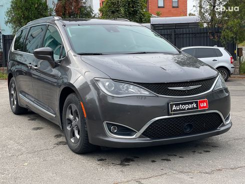 Chrysler Pacifica 2017 серый - фото 5