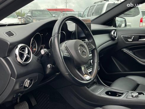 Mercedes-Benz GLA-Класс 2019 серый - фото 30