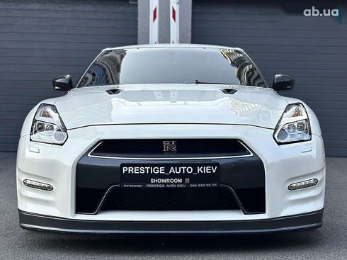Nissan GT-R 2013 - фото 5