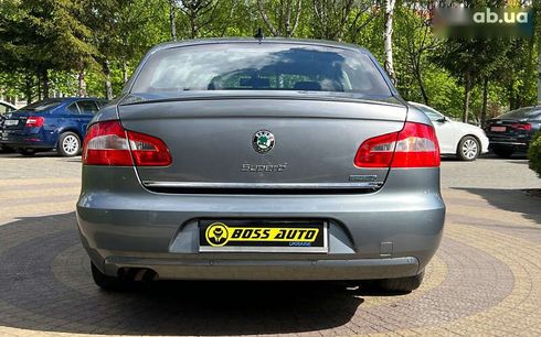 Skoda Superb 2011 - фото 6