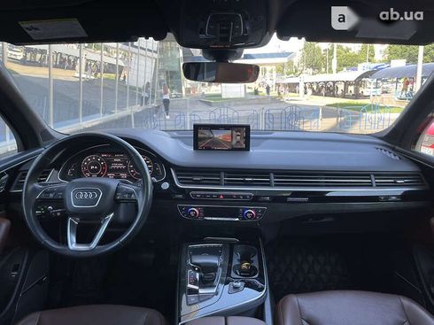 Audi Q7 2018 - фото 24
