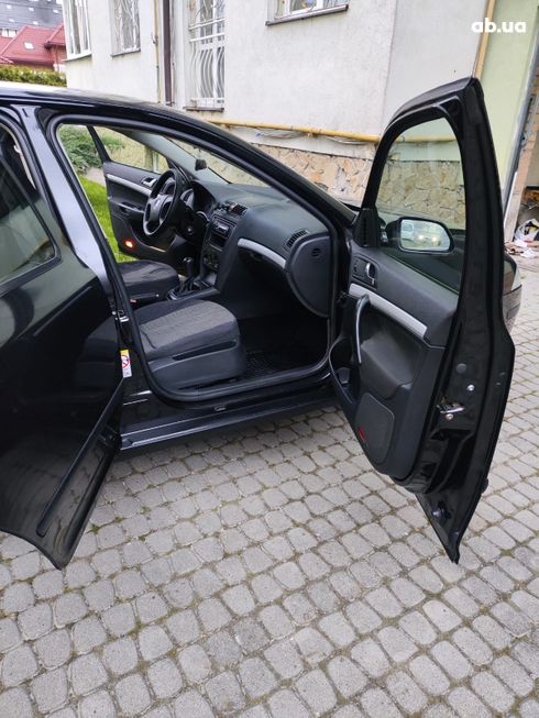 Skoda Octavia 2006 черный - фото 7