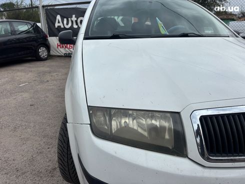 Skoda Fabia 2006 белый - фото 9
