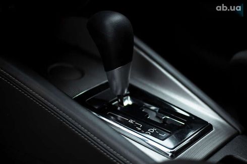 Mitsubishi Outlander 2021 - фото 19