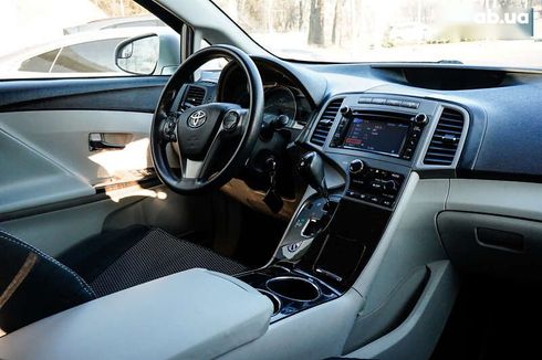 Toyota Venza 2014 - фото 26