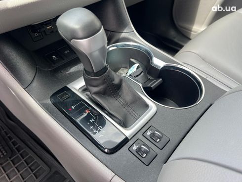 Toyota Highlander 2019 серый - фото 39