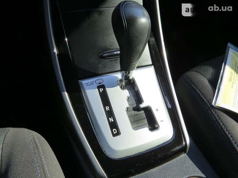 Hyundai Elantra 2012 - фото 26