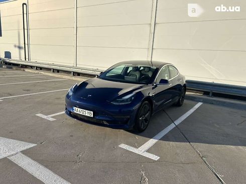 Tesla Model 3 2019 - фото 2