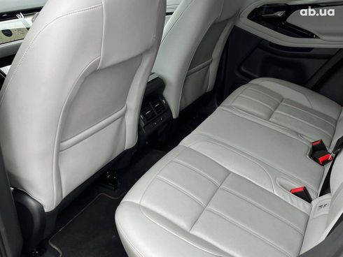 Land Rover Range Rover Evoque 2020 красный - фото 39