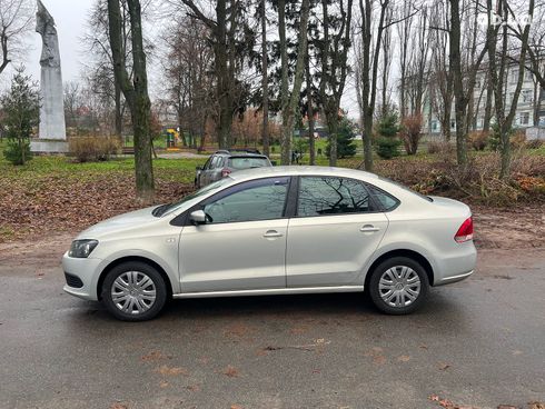 Volkswagen Polo 2013 бежевый - фото 22