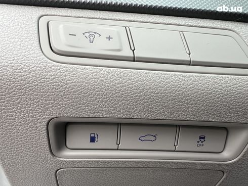 Hyundai Sonata 2016 серебристый - фото 13