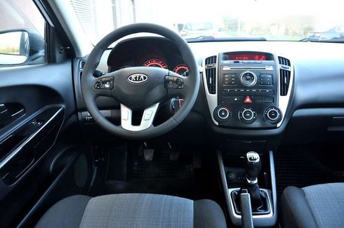 Kia Cee'd 2012 - фото 21