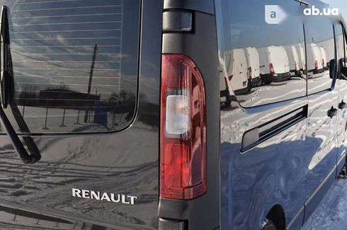 Renault Trafic 2016 - фото 24