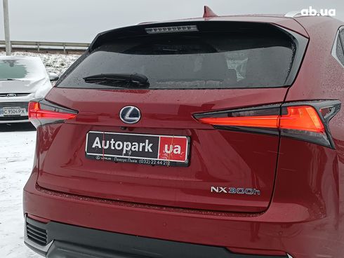 Lexus NX 2020 красный - фото 11