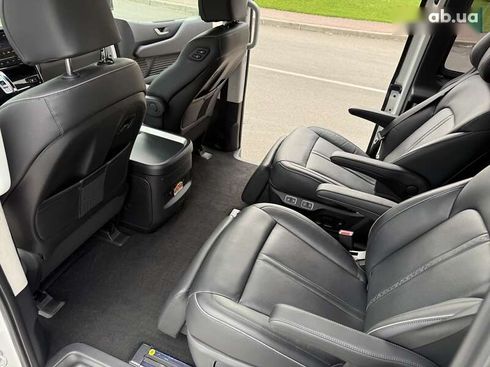 Hyundai Staria 2021 - фото 17
