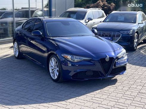Alfa Romeo Giulia 2018 - фото 3