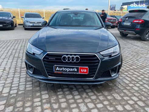 Audi A4 2019 серый - фото 2