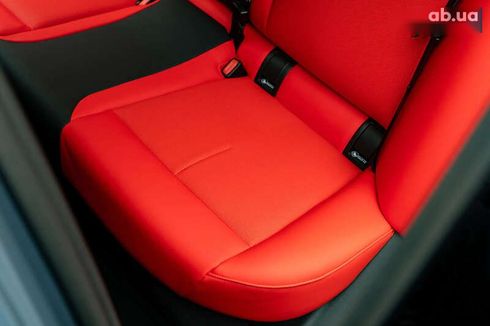 BMW M5 2025 - фото 28