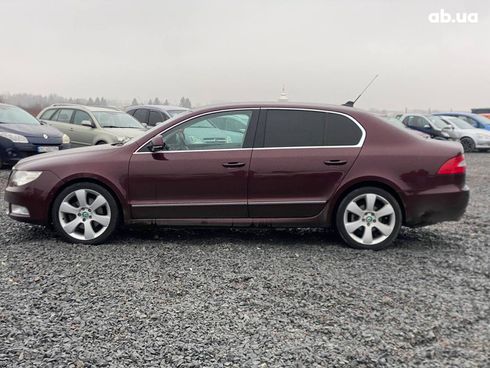 Skoda Superb 2009 красный - фото 6