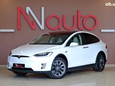 Продаж вживаних Tesla Model X - купити на Автобазарі