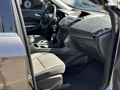 Ford Escape 2017 - фото 27