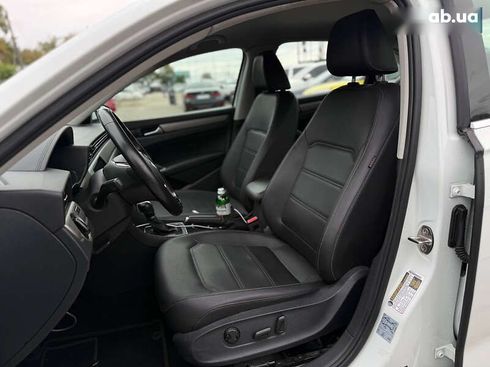 Volkswagen Passat 2020 - фото 27