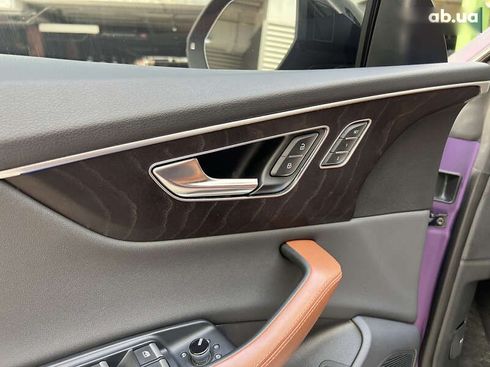 Audi Q8 2021 - фото 26