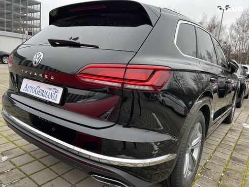 Volkswagen Touareg 2022 - фото 3