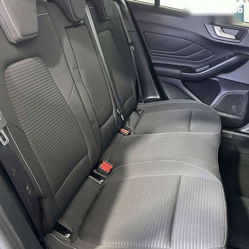 Ford Focus 2018 - фото 10