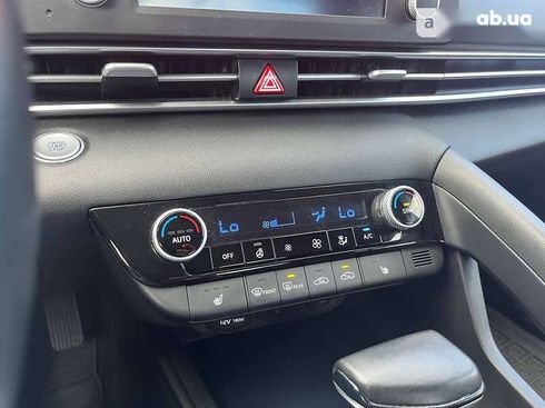 Hyundai Elantra 2021 - фото 24