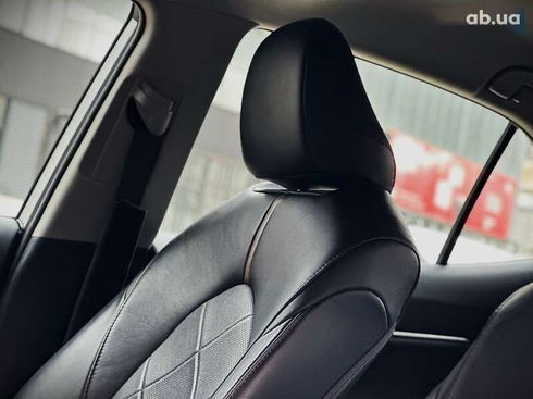 Toyota Camry 2018 - фото 25