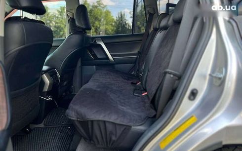 Toyota Land Cruiser 2012 - фото 28