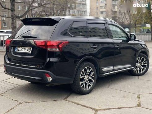 Mitsubishi Outlander 2015 - фото 4